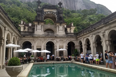 Parque Lage terá piscina liberada para banho neste fim de semana