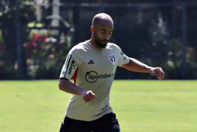 São Paulo regulariza Lucas Moura, que pode fazer a estreia no domingo