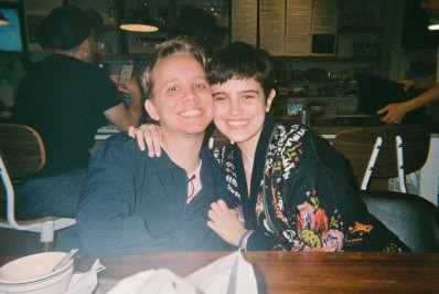 Filha de Tadeu Schimidt faz declaração de amor para o namorado