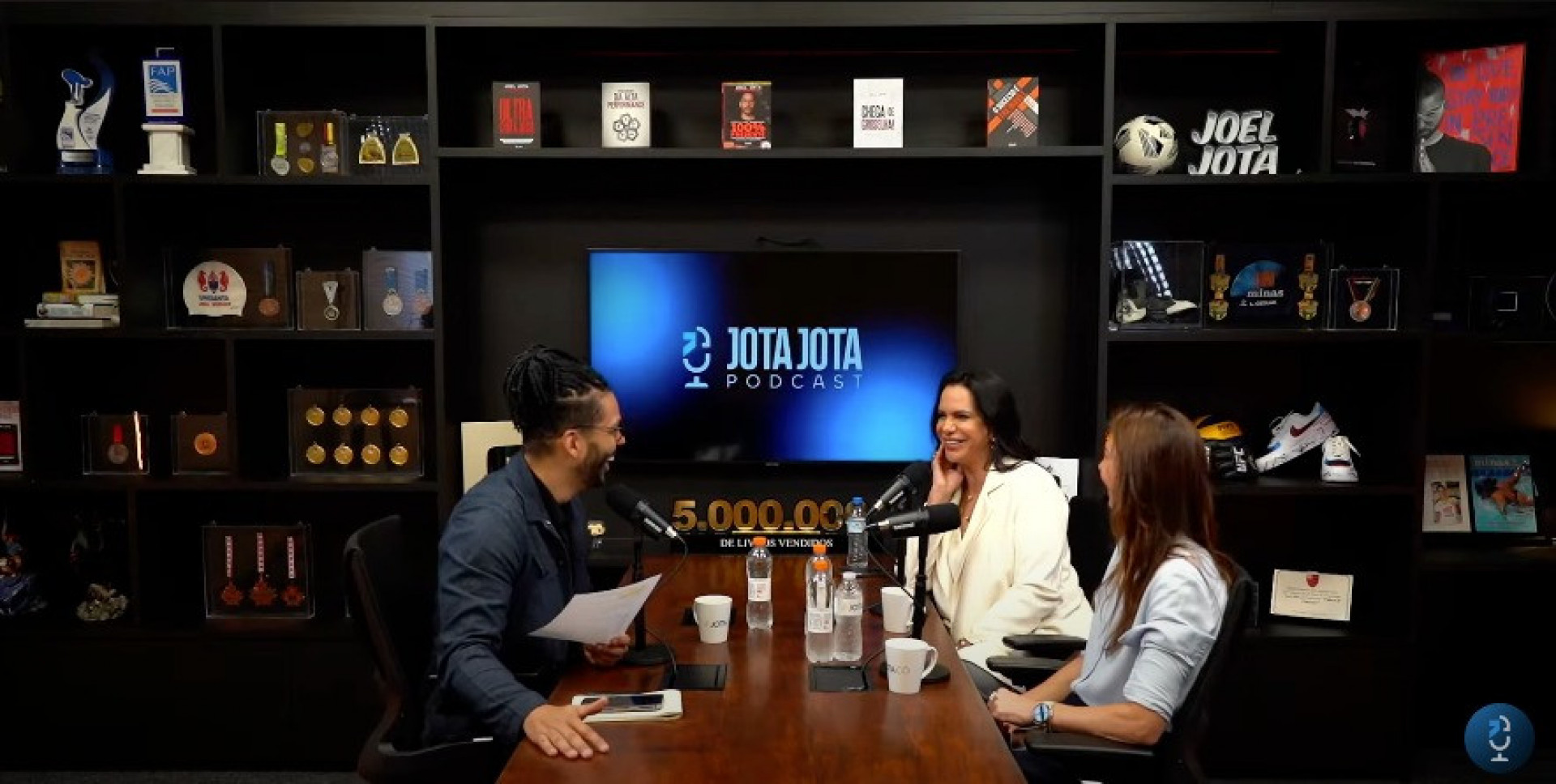Glenda Kozlowski e Virna participam do podcast 'Jota Jota' - Divulgação