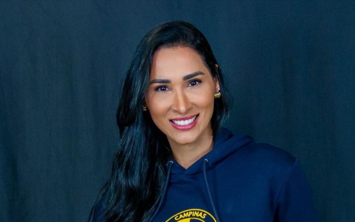 Jaqueline, bicampe&atilde; ol&iacute;mpica de v&ocirc;lei