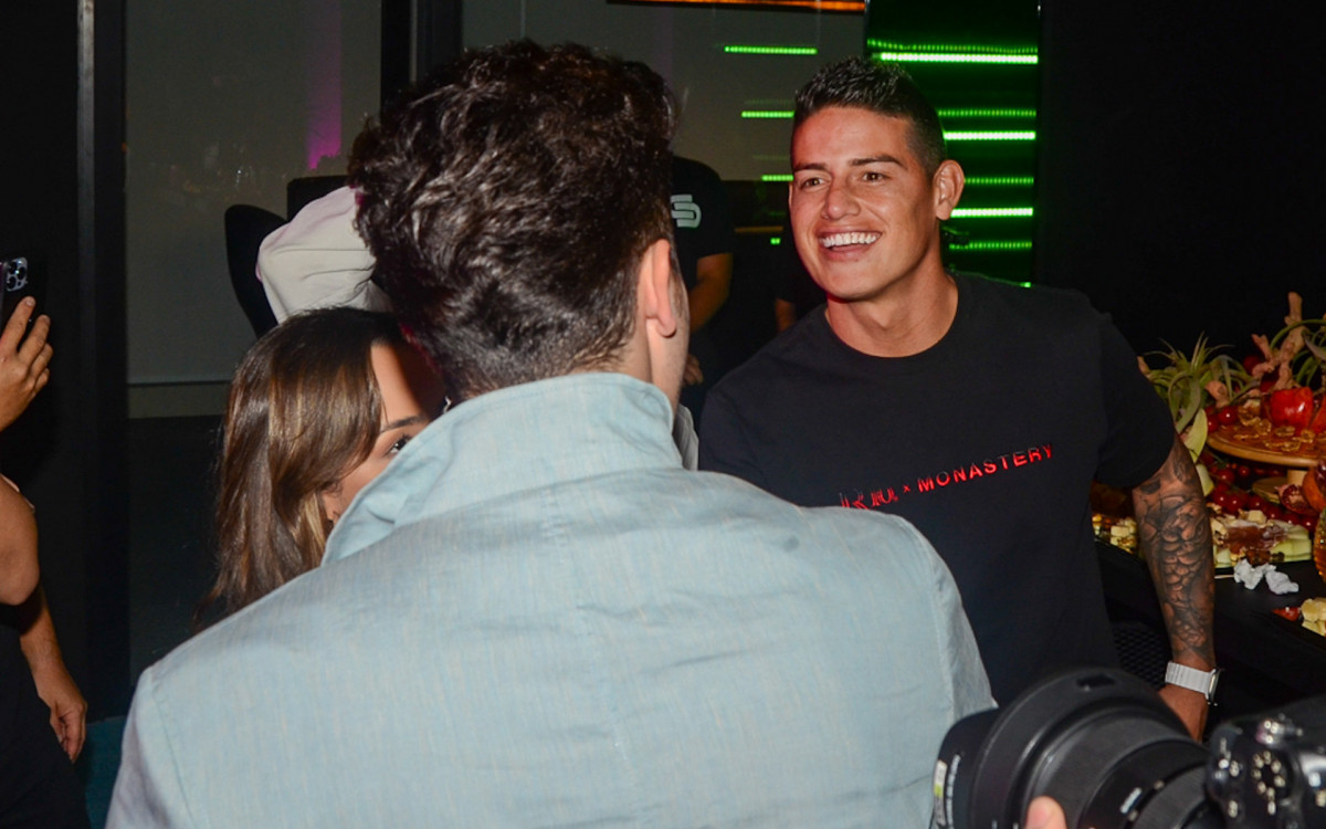 Luan Santana e James Rodriguez na inaugura&ccedil;&atilde;o do escrit&oacute;rio do cantor em S&atilde;o Paulo