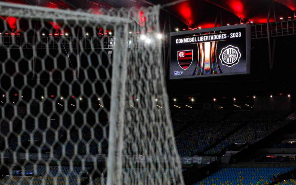 Conmebol aciona Flamengo por irregularidades contra o Olimpia