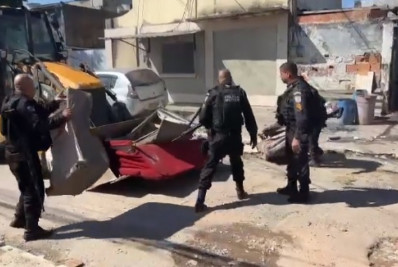 Barricadas foram retiradas de ruas em Mesquita
