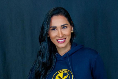 Bicampeã olímpica, Jaqueline fala sobre o retorno às quadras: 'Me senti um pouco desajeitada'