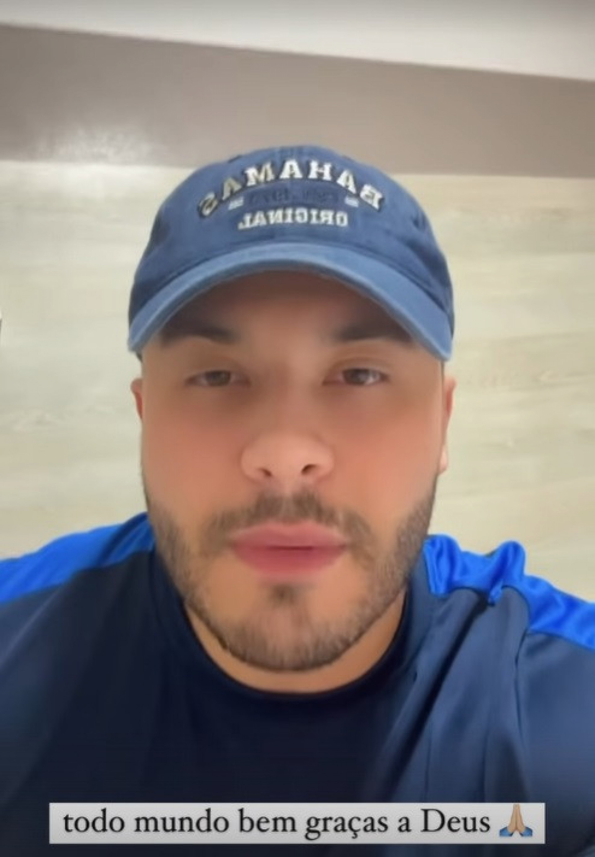 Ônibus que transportava a equipe do cantor Murilo Huff se envolve em acidente com carro de passeio no Tocantins - Reprodução Internet