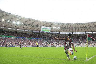 Jhon Arias espera 'jogo difícil' contra Palmeiras e aposta em fator casa