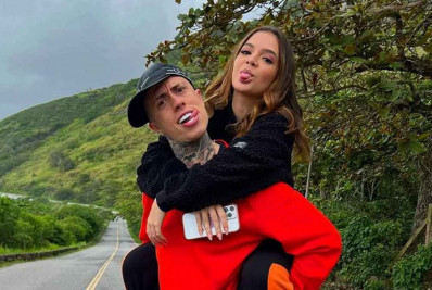 MC Daniel e Mel Maia surgem agarrados na madrugada