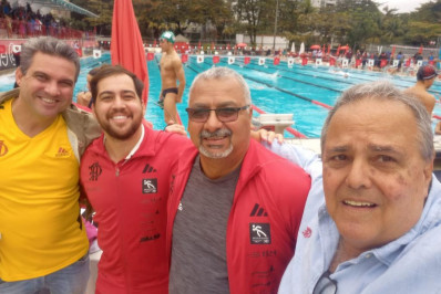 Nadadores de polo campista do Flamengo se preparam para o Circuito Celebridades