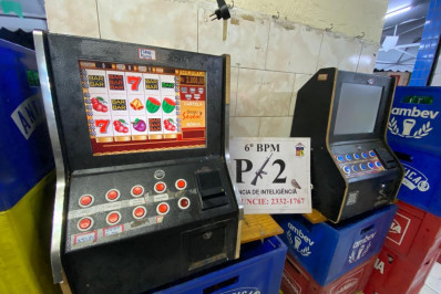 PM apreende máquinas caça-níqueis durante operação em diversos pontos do Rio