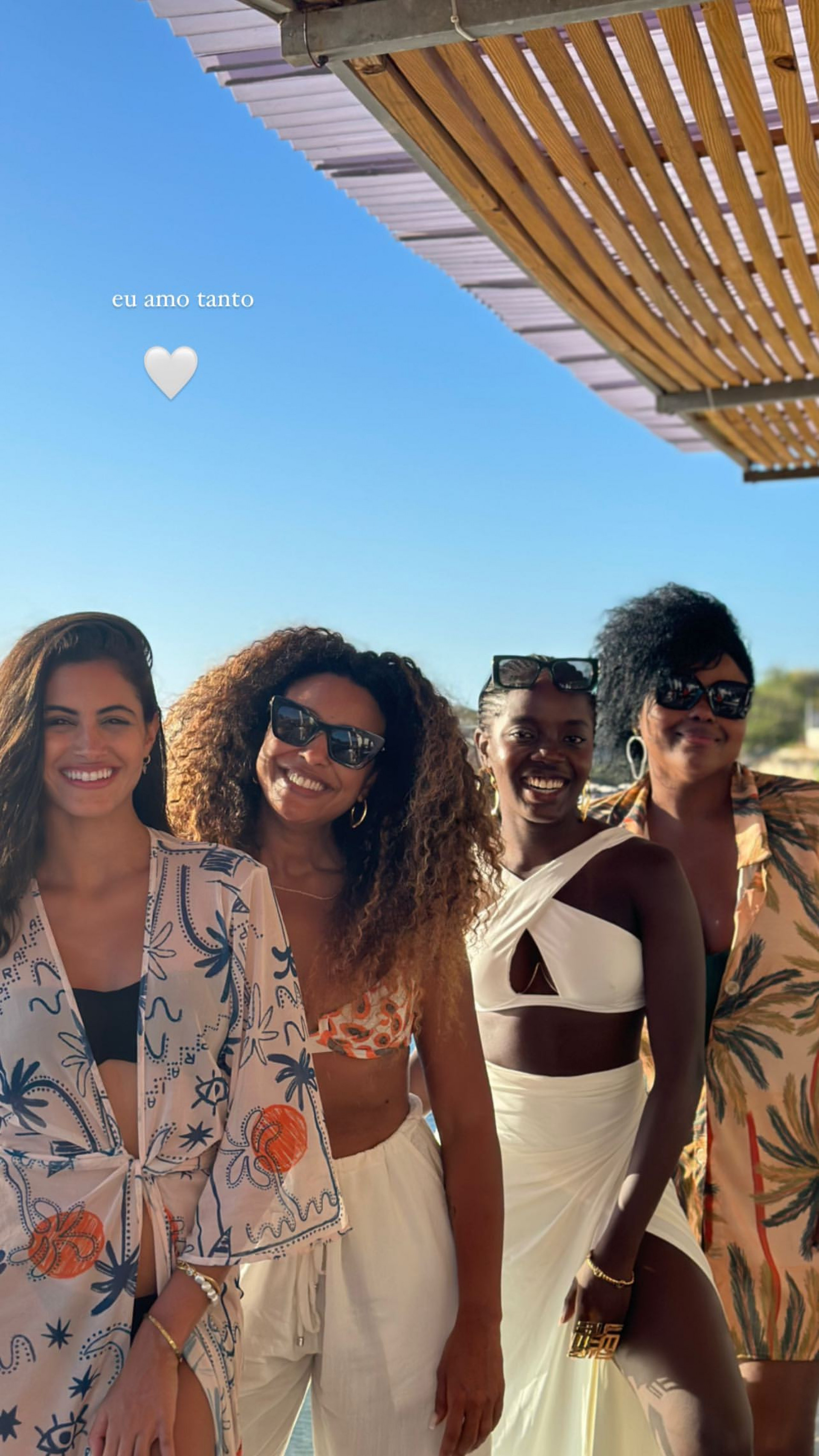 Letícia Salles, Sheron Menezzes, Clara Moneke e Carla Cristina Cardoso viajaram ao Caribe após encerrarem as gravações de 'Vai na Fé' - Reprodução/Instagram