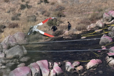 Colisão entre helicópteros deixa três mortos na Califórnia