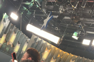 Como assim? Pastor de Thiago Nigro, Leonardo Sale aparece juntinho de Arthur Aguiar