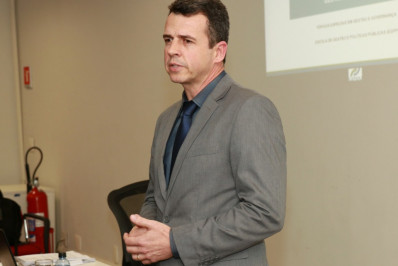 Anderson Monteze: Os olhos e ouvidos do poder