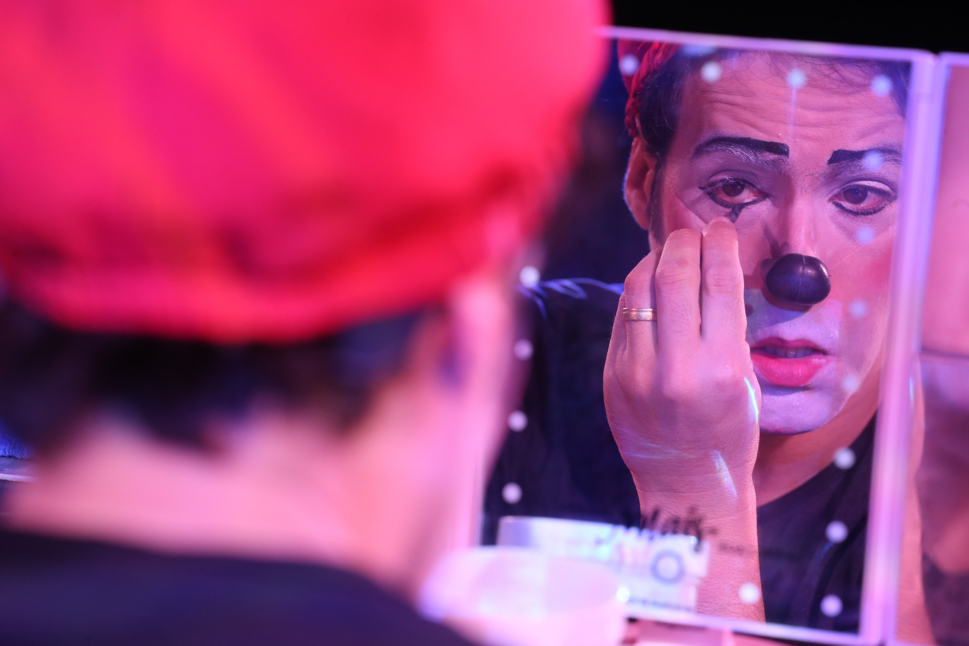 Celso Alberto Filho se caracteriza de palha&ccedil;o Moroco - Cl&eacute;ber Mendes/Ag&ecirc;ncia O Dia