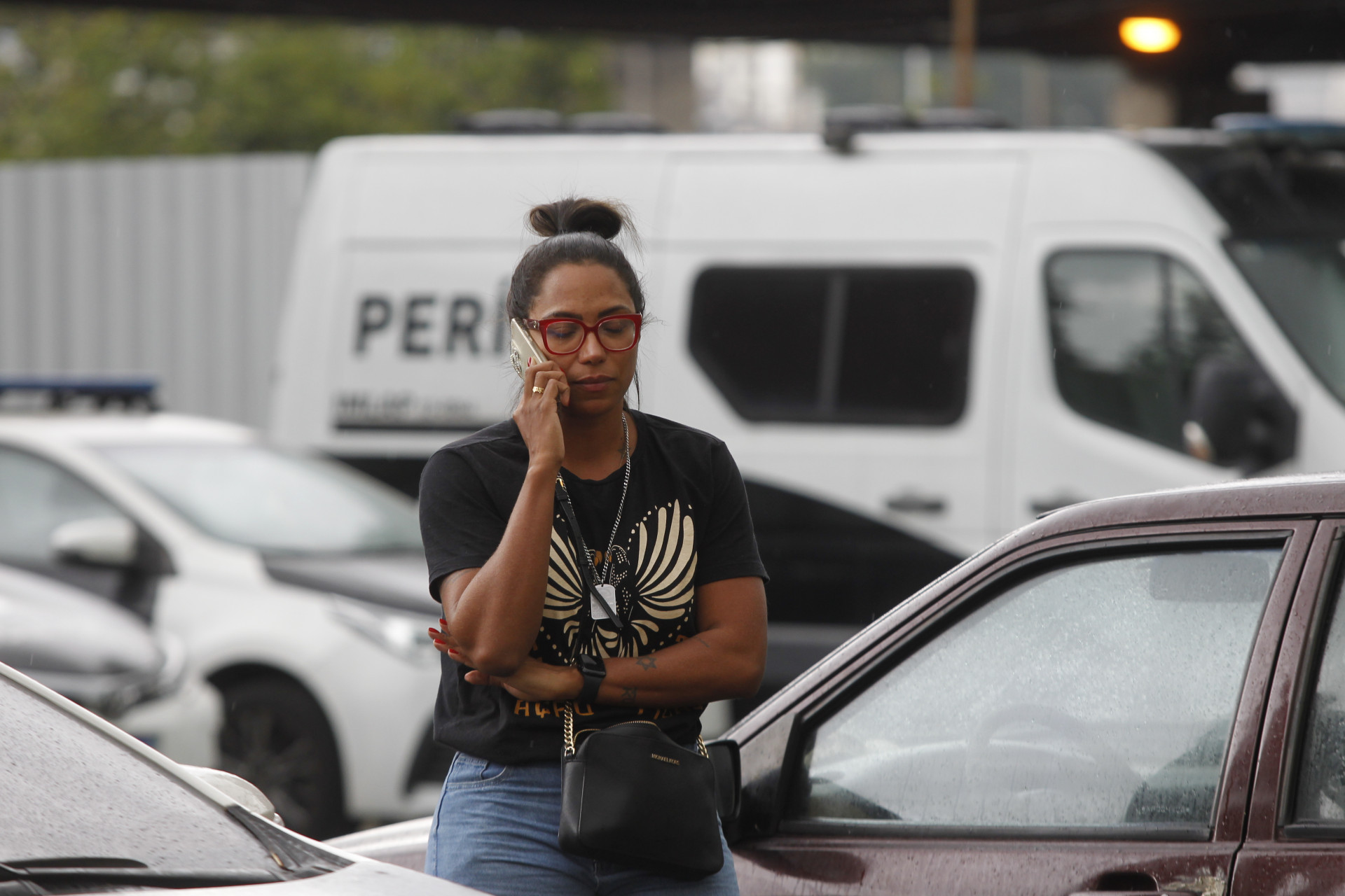 Familiares de Zico Bacana estiveram no IML nesta ter&ccedil;a-feira (8) para libera&ccedil;&atilde;o do corpo - Reginaldo Pimenta / Agencia O Dia