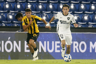 Botafogo empata com o Guarani-PAR e avança às quartas de final da Sul-Americana