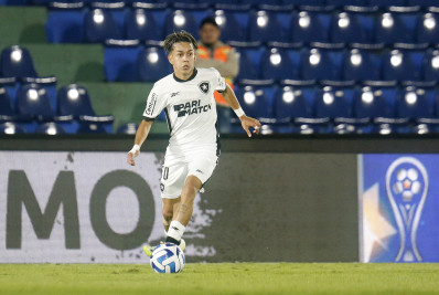 Gustavo Sauer se despede, e Segovinha assume a camisa 10 do Botafogo: 'É uma honra'