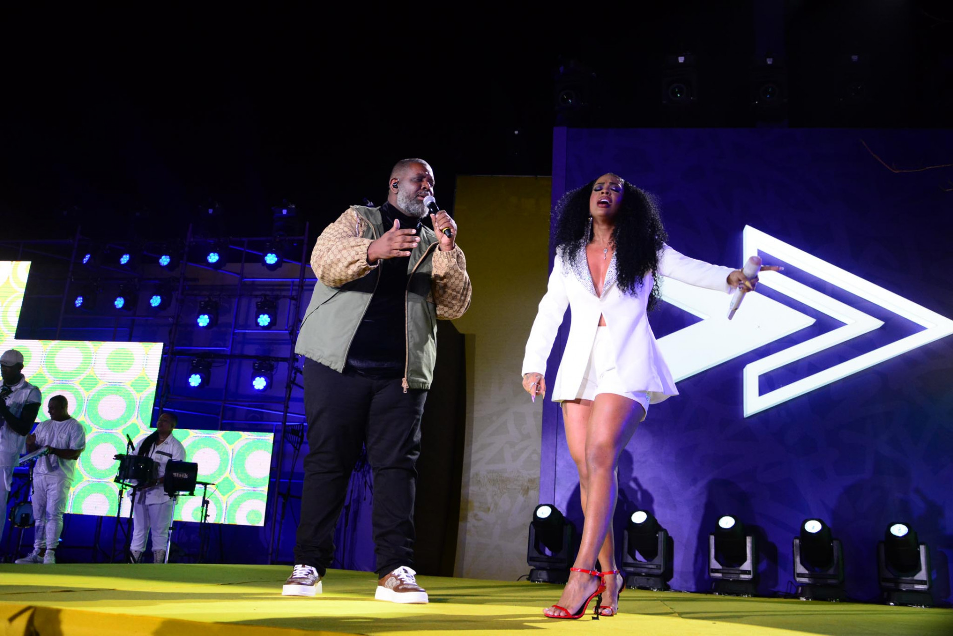 Péricles e Marvvila - Webert Belicio / Ag. News