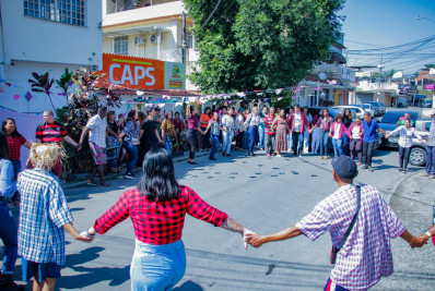 CAPS de Belford Roxo promove festa agostina