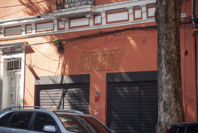 Polícia colhe depoimento de dono da boate na Lapa onde modelo caiu do terceiro andar