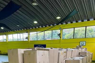 Receita Federal doa 2 toneladas de materiais apreendidos à Apae-VR