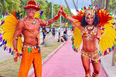 Casal de bailarinos Jailson e Klaudia Lucyk são os novos musos da Inocentes de Belford Roxo