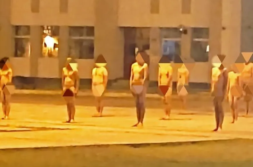 Colégio militar pune alunos com nudez e provoca escândalo no Peru