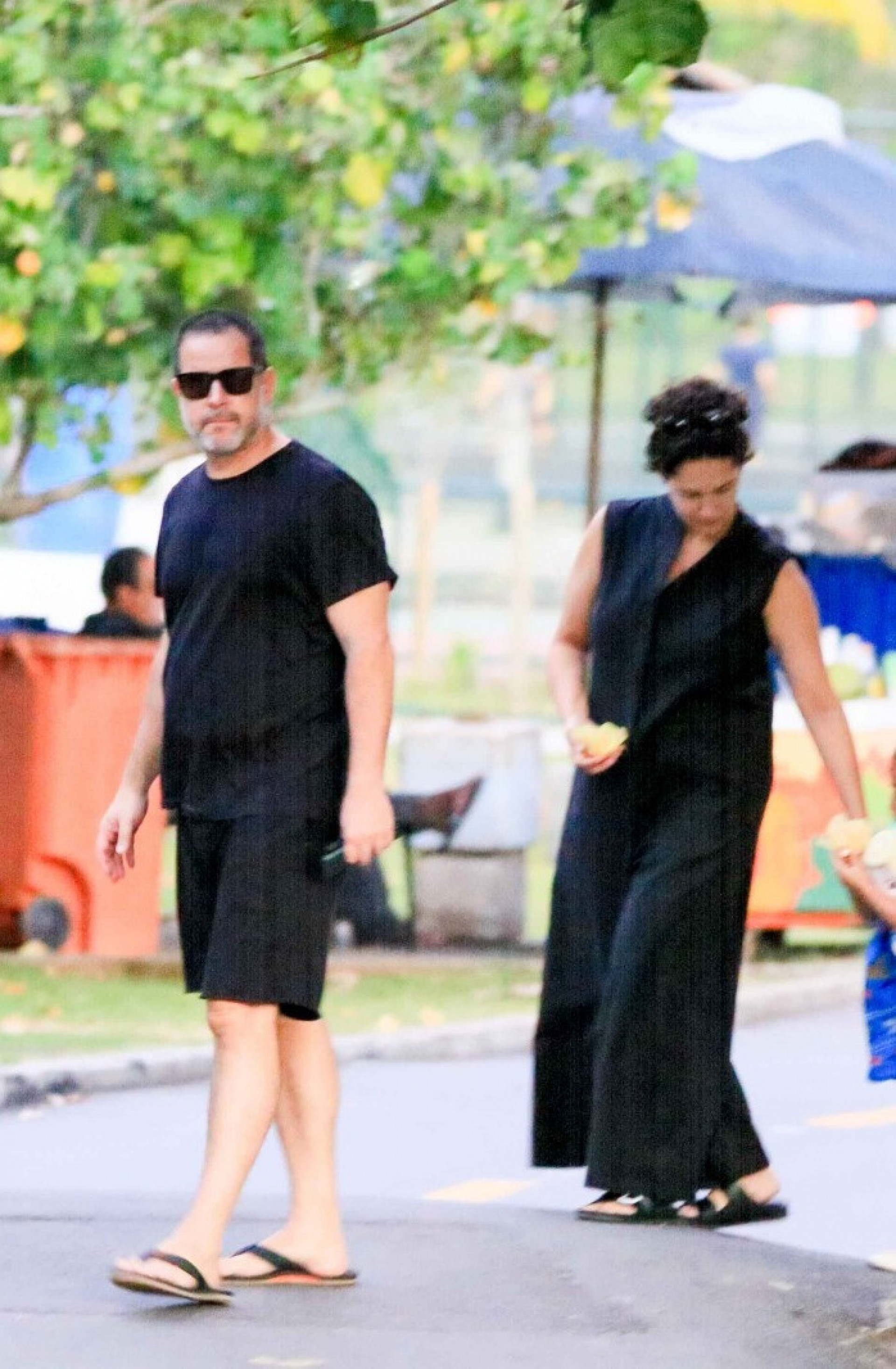 Cecília Malan e Murilo Benício passeiam na Lagoa Rodrigo de Freitas, na Zona Sul do Rio - JC Pereira / Ag. News