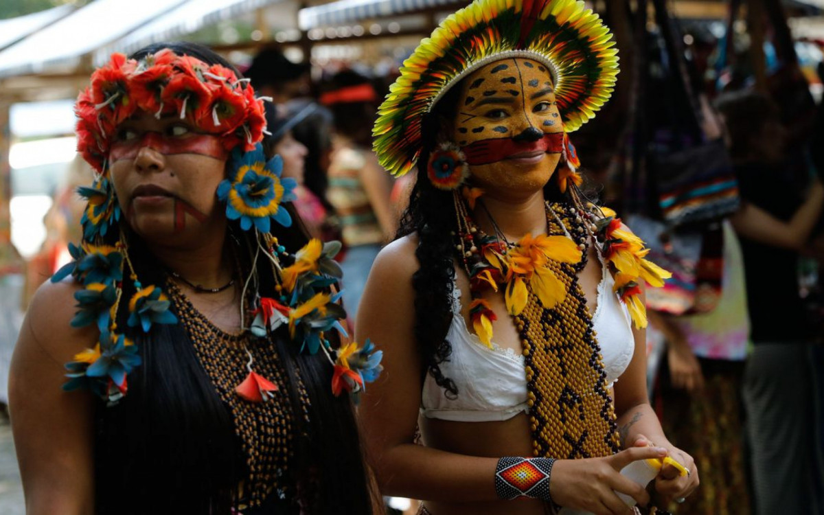 Rio de Janeiro (RJ), 12/08/2023 - Dia Internacional dos Povos&nbsp;Ind&iacute;genas &eacute; celebrado com feira de artesanato no Parque Lage. Foto: Fernando Fraz&atilde;o/Ag&ecirc;ncia Brasil