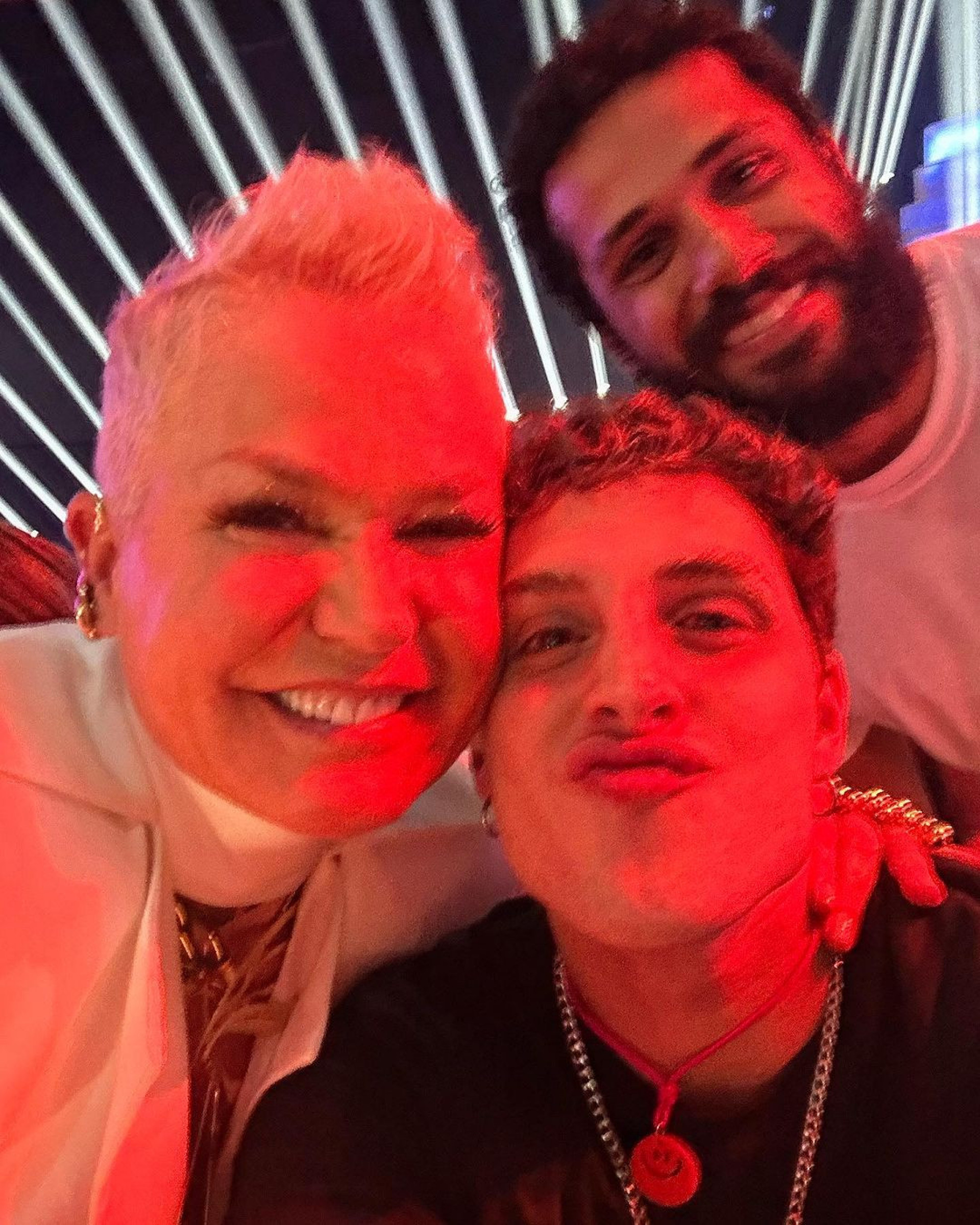 Xuxa, Kelvin (Diego Martins) e Ramiro (Amaury Lorenzo) - Reprodução / Instagram 