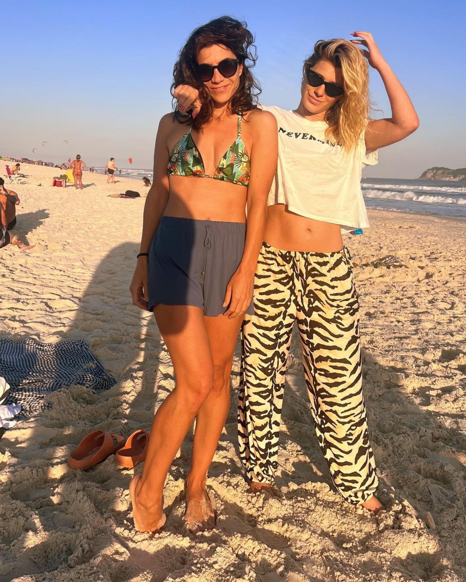 Carolina Dieckmann e amiga, Mariana Leoni  - Reprodução / Instagram 