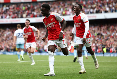 Arsenal vence o Nottingham Forest em estreia no Campeonato Inglês