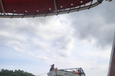 Vento forte deixa barcos à deriva com 15 tripulantes no mar de Angra e dois em Mangaratiba Costa Verde do Rio