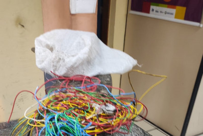 Dupla é presa enquanto roubava fios de cobre em loja de Vila Isabel