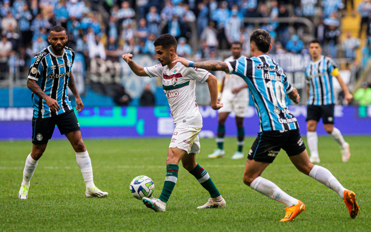 Gols foram marcados por Bitello e Ferreira para os donos da casa e Germán Cano para os visitantes