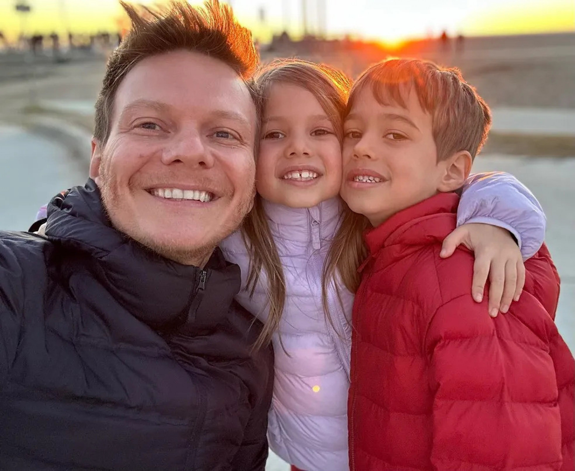 Michel Teló e os dois filhos, frutos do casamento com Thais Fersoza - Reprodução/Instagram