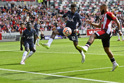 Com gol de brasileiro, Tottenham empata com o Brentford no Campeonato Inglês