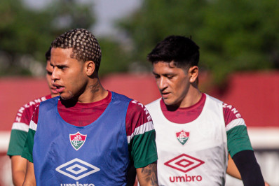 Preservado de viagem a Porto Alegre, Alexsander deve voltar ao Fluminense contra o América-MG