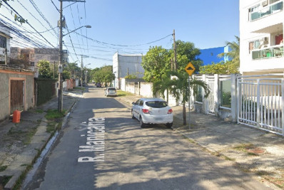 Homem morto a tiros é encontrado com mãos e pés amarrados em Curicica