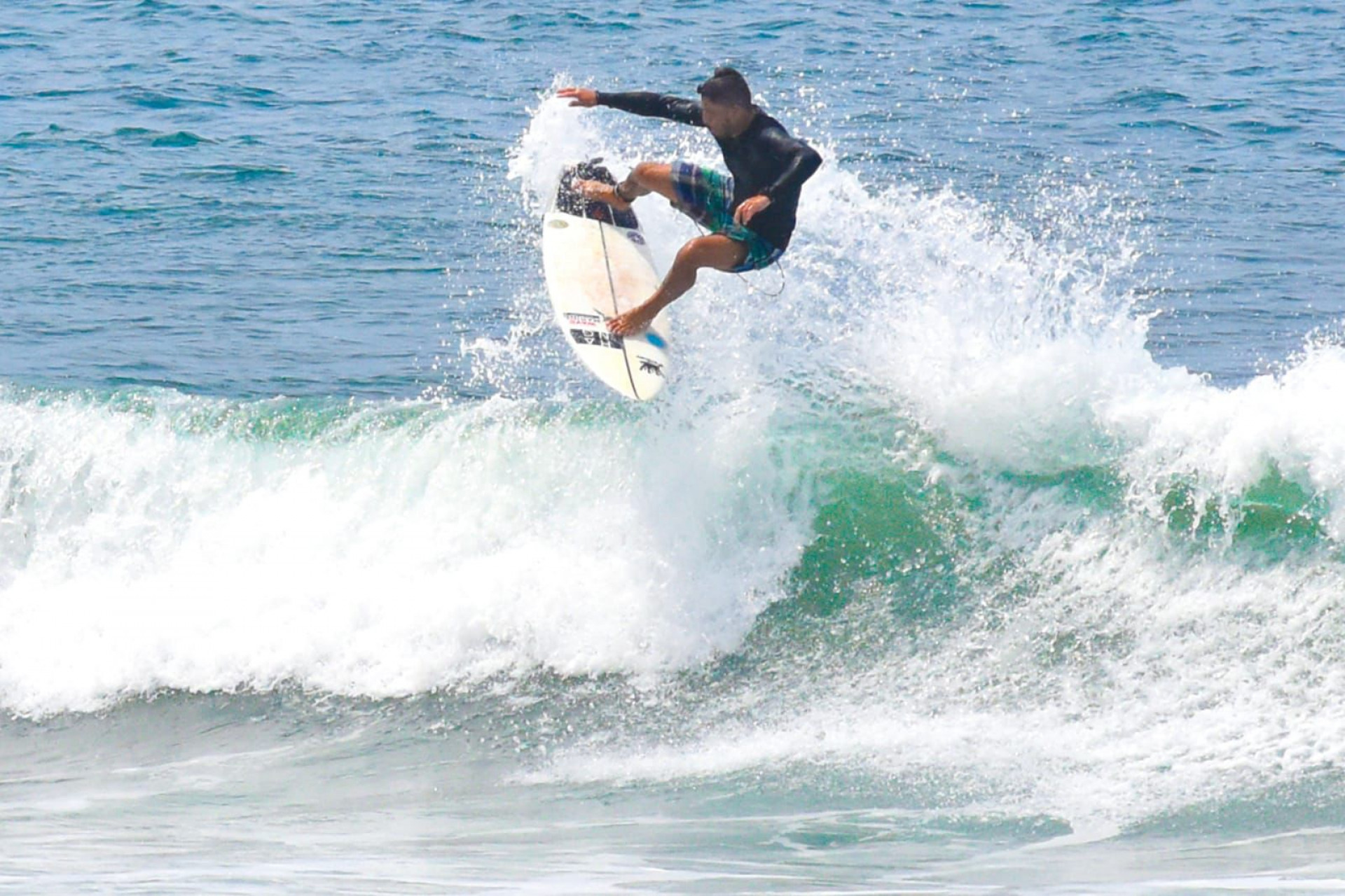Cerca de 70 surfistas devem participar do campeonato - Divulgação/Evento