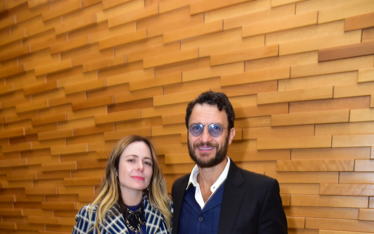 Gabriel Braga Nunes e a mulher, a diretora Isabel Nascimento Silva