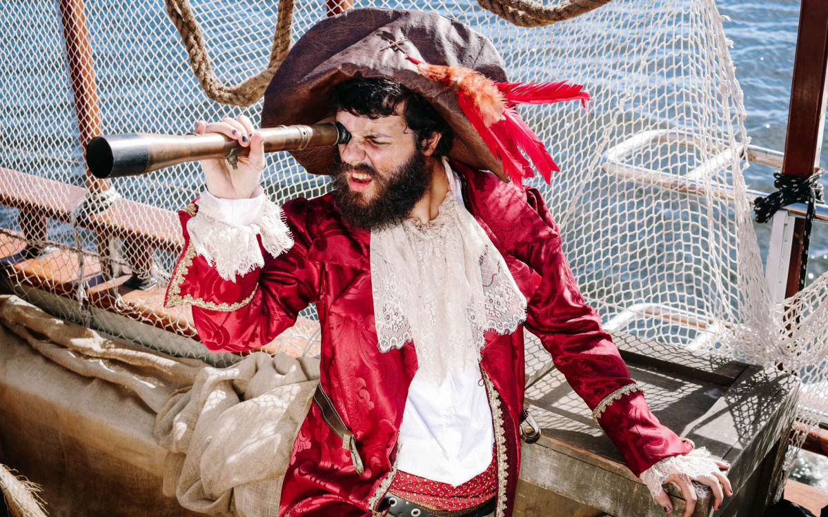 Humorista Diogo Defante estreia como cantor após sucesso viral nas redes sociais - Divulgação/Steff Lima