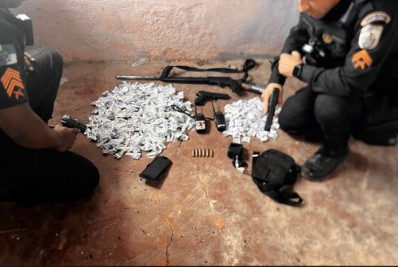 Policiais prendem 2 suspeitos de homicídio no distrito da Posse