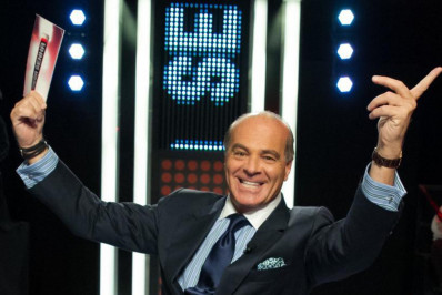 Com a estreia do 'Mega Senha', RedeTV! recupera audiência aos sábados e derrota Band