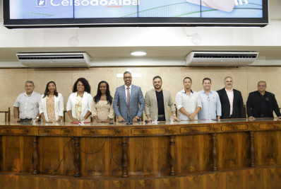 Câmara de Caxias homenageia os influenciadores digitais