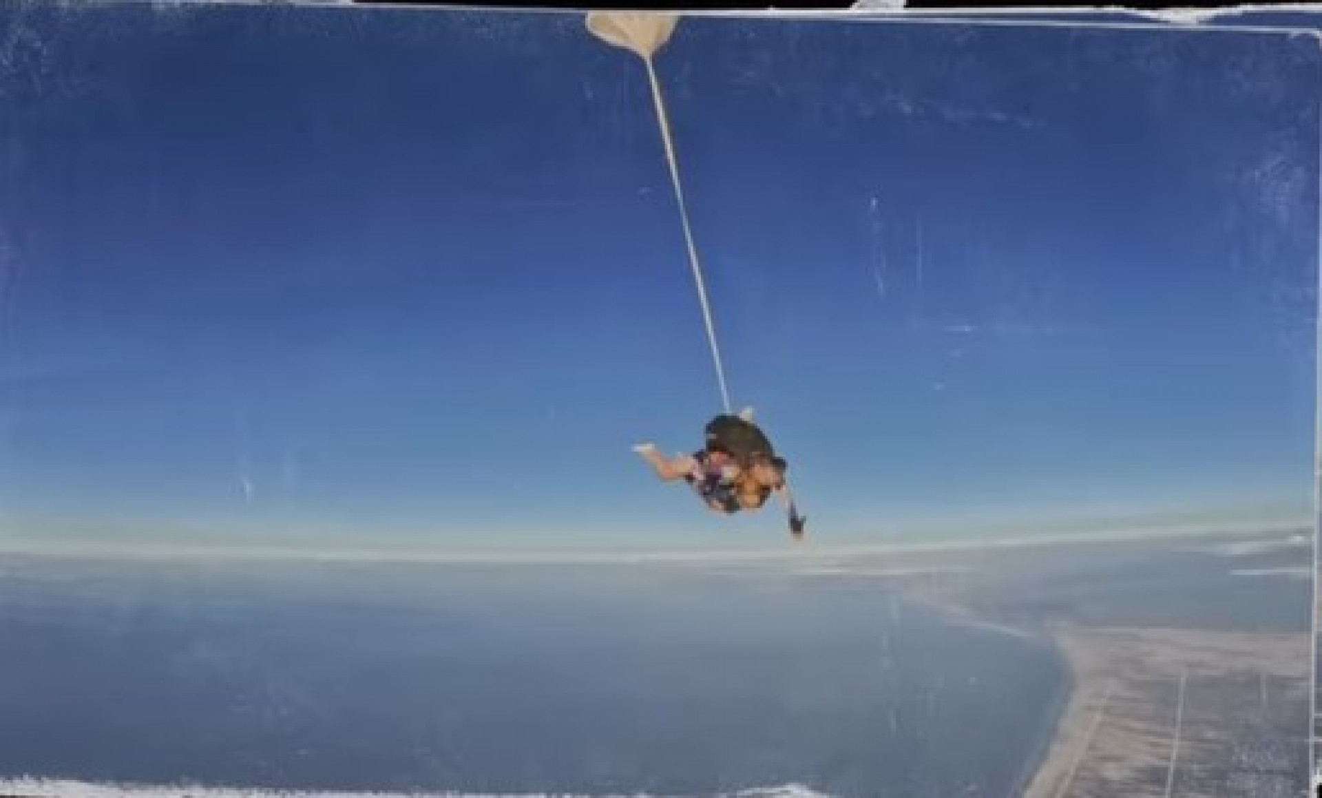 Cissa Guimarães se aventura em salto de paraquedas - Reprodução/Instagram