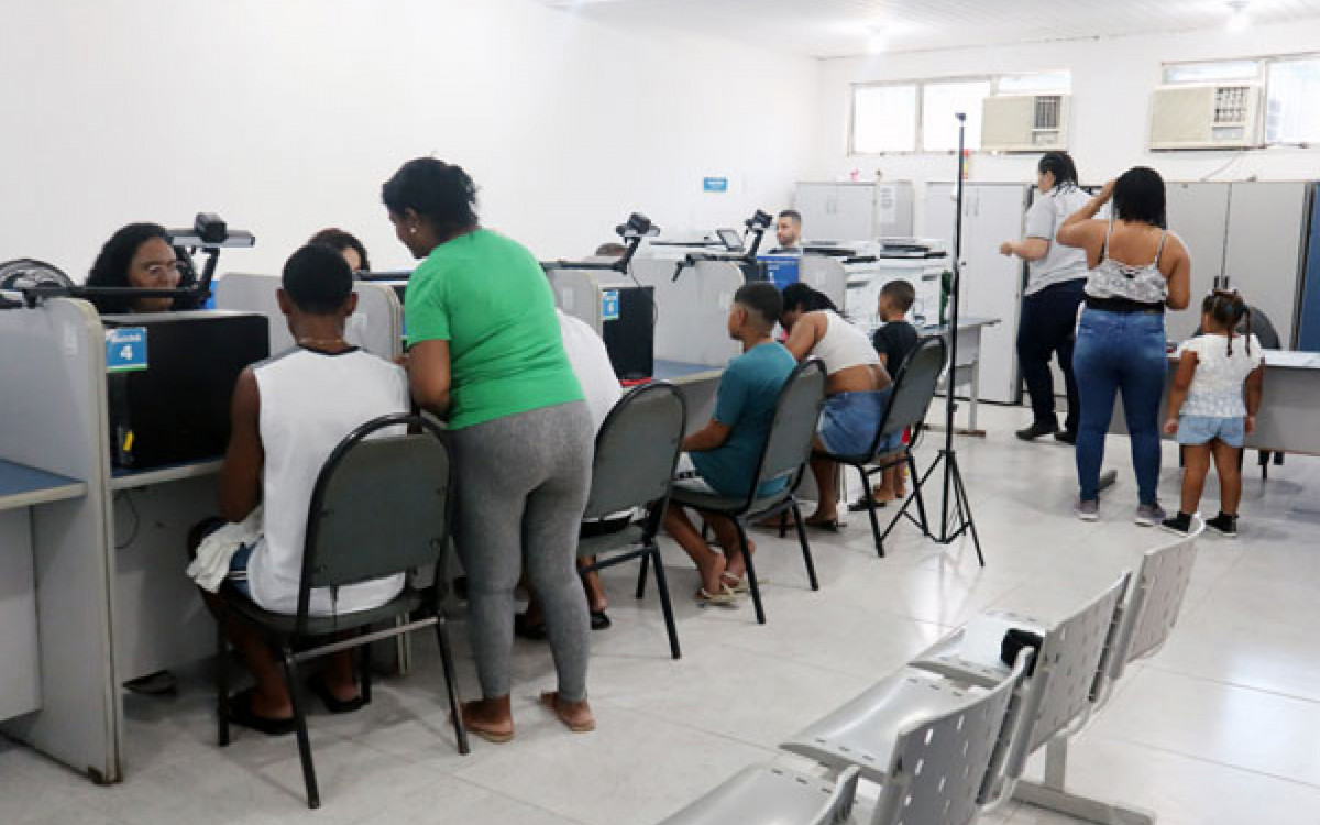 As salas foram pintadas, remodeladas, e ganharam mobiliário e iluminação novos