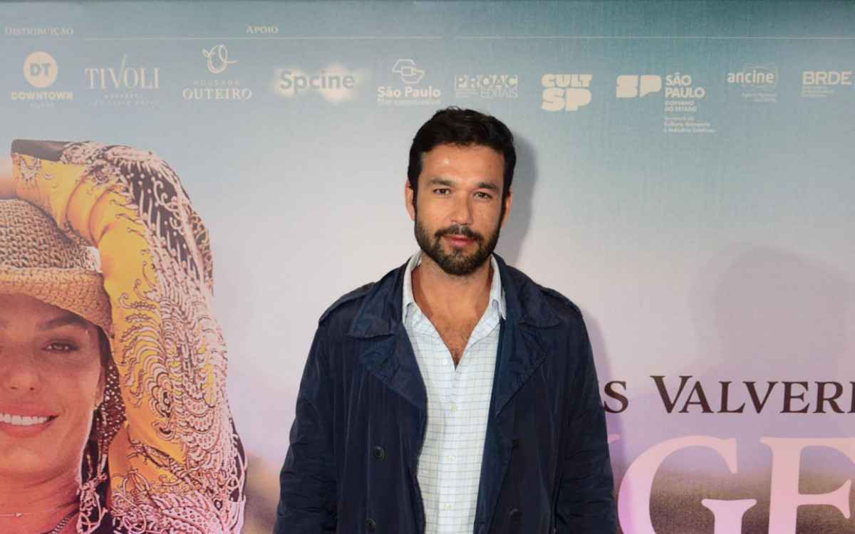 Sergio Marone na pr&eacute;-estreia de 'Angela'