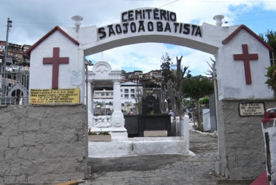 Principal cemitério de Friburgo é alvo de furtos